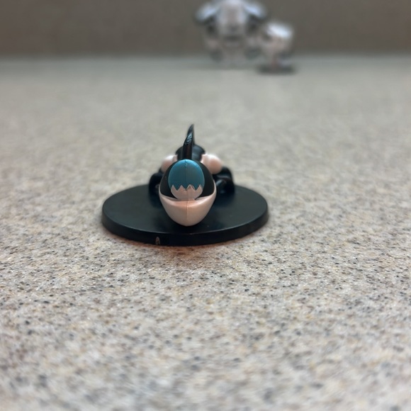 2019 Ratchet & Clank Enemy Robot “Electroid” comes w/ Accessories collectible - Picture 3 of 14